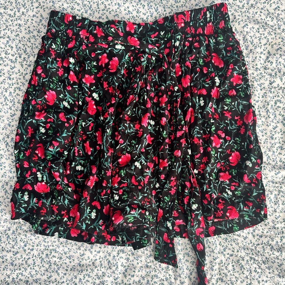 Floral Zara shorts